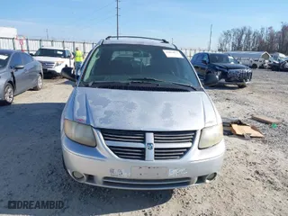 2005 Dodge Caravan SXT with VIN 2D4GP44L45R477780, listed as a IAAI auction lot 41654075 with 166,060 mi miles. Bid and sale history available at carsss.com. Image 12.