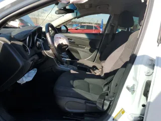 2013 Chevrolet Cruze 1LT with VIN 1G1PC5SB9D7301650, listed as a Copart auction lot 48555875 with 83,054 mi miles and Salvage Title. Bid and sale history available at DreamBid. Image 7.