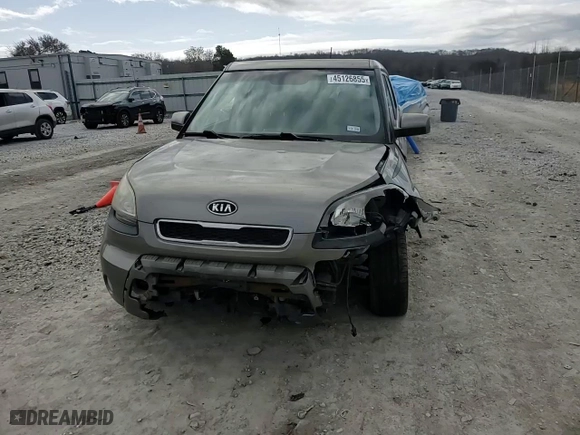 2010 Kia Soul ! with VIN KNDJT2A21A7119143, listed as a Copart auction lot 45126855 with 134,082 mi miles and Salvage Title. Bid and sale history available at carsss.com. Image 12.