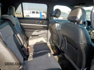 2017 Ford Explorer XLT z VIN 1FM5K7D88HGD96198, wystawiony jako Copart lot #64173105 z przebiegiem 137 081 mil mil oraz Szkoda całkowita • Salvage title. Historia ofert i sprzedaży dostępna na DreamBid. Obrazek 11.