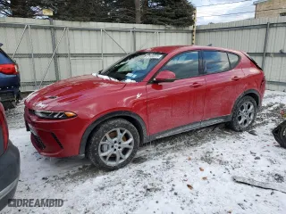 2024 Dodge Hornet R/T with VIN ZACPDFCW2R3A35093, listed as a Copart auction lot 42193585 with 4,574 mi miles and Salvage Title. Bid and sale history available at carsss.com. Image 1.