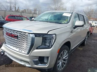 2021 GMC Yukon XL Denali with VIN 1GKS2JKL6MR373274, listed as a IAAI auction lot 41660282 with 88,373 mi miles. Bid and sale history available at carsss.com. Image 17.