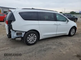 2017 Chrysler Pacifica Touring L with VIN 2C4RC1BG2HR734557, listed as a Copart auction lot 53630065 with 147,955 mi miles and Salvage Title. Bid and sale history available at DreamBid. Image 3.