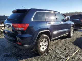 2013 Jeep Grand Cherokee Laredo with VIN 1C4RJEAG6DC561496, listed as a Copart auction lot 45977855 with 253,615 mi miles and Salvage Title. Bid and sale history available at carsss.com. Image 3.