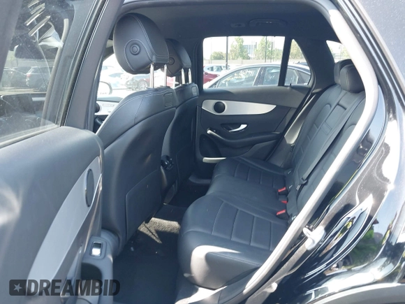 2019 Mercedes-Benz GLC 300 with VIN WDC0G4JB1KV131361, listed as a IAAI auction lot 42438073 with 35,762 mi miles and . Bid and sale history available at DreamBid. Image 8.