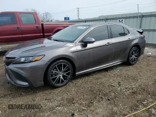 2023 Toyota Camry SE with VIN 4T1T11AK2PU787807, listed as a Copart auction lot 51077305 with 33,671 mi miles and Salvage Title. Bid and sale history available at carsss.com. Image 1.
