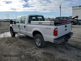 2008 Ford F-250 XL z VIN 1FTSW21Y28EB35230, wystawiony jako Copart lot #86930534 z przebiegiem 103 332 mil mil oraz Czysty tytuł • Clean title. Historia ofert i sprzedaży dostępna na DreamBid. Obrazek 2.