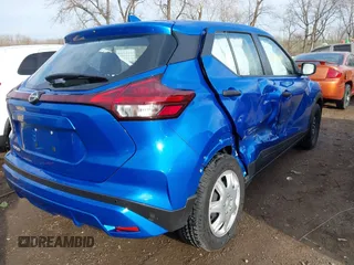 2022 Nissan Kicks S with VIN 3N1CP5BV0NL490306, listed as a IAAI auction lot 41825029 with 36,356 mi miles and . Bid and sale history available at carsss.com. Image 4.