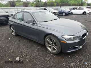 2015 BMW 3 Series 328i xDrive с VIN WBA3B5C50FP654117, выставлен на аукционе Copart как лот 56635355 с пробегом 91 669 миль миль и Списание • Salvage title. История ставок и продаж доступна на DreamBid. Изображение 4.