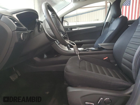 2013 Ford Fusion SE with VIN 3FA6P0H79DR339858, listed as a Copart auction lot 61156225 with 106,676 mi miles and Salvage title. Bid and sale history available at DreamBid. Image 7.