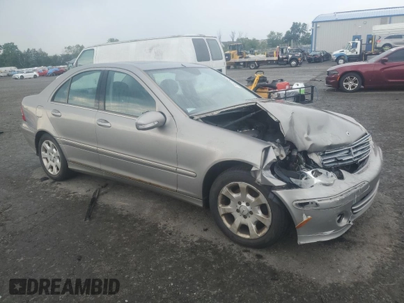 2006 Mercedes-Benz C 280 Luxury z VIN WDBRF92H06F783404, wystawiony jako Copart lot #63279275 z przebiegiem 212 832 mil mil oraz Szkoda całkowita • Salvage title. Historia ofert i sprzedaży dostępna na DreamBid. Obrazek 4.