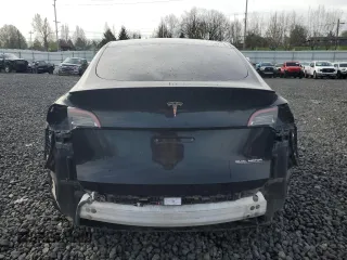 2022 Tesla Model Y Performance z VIN 7SAYGDEFXNF326967, wystawiony jako Copart lot #48934175 z przebiegiem 53 167 mil mil oraz Szkoda całkowita • Salvage title. Historia ofert i sprzedaży dostępna na DreamBid. Obrazek 6.