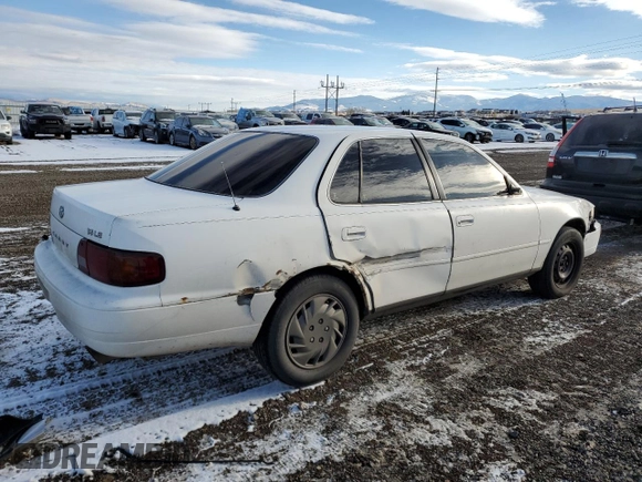 1995 Toyota Camry LE with VIN 4T1GK12E5SU858787, listed as a Copart auction lot 89400945 with 184,167 mi miles and Clean Title. Bid and sale history available at carsss.com. Image 3.