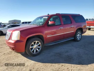 2013 GMC Yukon XL Denali with VIN 1GKS2MEFXDR127996, listed as a Copart auction lot 43349545 with 302,352 mi miles and Salvage Title. Bid and sale history available at carsss.com. Image 1.