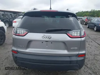 2019 Jeep Cherokee Latitude Plus with VIN 1C4PJMLX7KD104542, listed as a IAAI auction lot 41972055 with 105,129 mi miles. Bid and sale history available at carsss.com. Image 17.