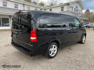 2018 Mercedes-Benz Metris Passenger Van with VIN WD4PG2EE5J3383093, listed as a IAAI auction lot 41326786 with 205,223 mi miles. Bid and sale history available at carsss.com. Image 4.