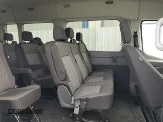 2024 Ford Transit Passenger XL z VIN 1FBAX2C85RKA36446, wystawiony jako Copart lot #60238785 z przebiegiem 325 mil mil oraz Czysty tytuł • Clean title. Historia ofert i sprzedaży dostępna na DreamBid. Obrazek 11.