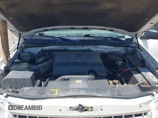 2002 Ford Explorer Eddie Bauer с VIN 1FMZU64W12ZA40059, выставлен на аукционе IAAI как лот 42449518 с пробегом Не указан миль и . История ставок и продаж доступна на DreamBid. Изображение 10.
