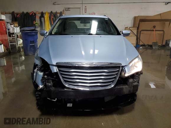 2012 Chrysler 200 Touring with VIN 1C3CCBBB3CN203426, listed as a Copart auction lot 48928215 with 75,684 mi miles and Salvage Title. Bid and sale history available at carsss.com. Image 5.