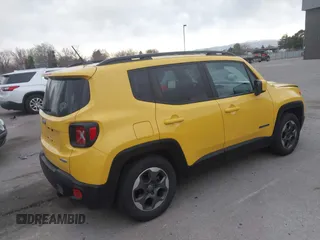 2015 Jeep Renegade Latitude with VIN ZACCJABH0FPB68514, listed as a IAAI auction lot 41904030 with 72,650 mi miles. Bid and sale history available at carsss.com. Image 4.