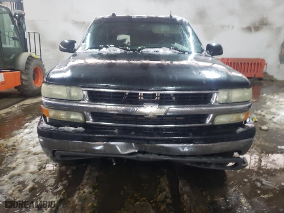 2004 Chevrolet Suburban LT with VIN 1GNFK16Z24J165975, listed as a Copart auction lot 79915414 with 302,930 mi miles and Salvage Title. Bid and sale history available at carsss.com. Image 5.