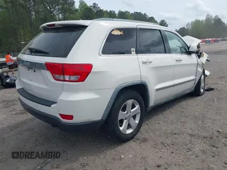 2011 Jeep Grand Cherokee 70th Anniversary with VIN 1J4RR4GG6BC718199, listed as a IAAI auction lot 41954946 with 1 mi miles. Bid and sale history available at carsss.com. Image 4.