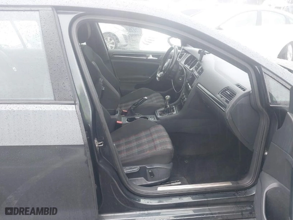 2015 Volkswagen Golf GTI Autobahn with VIN 3VW5T7AU7FM016917, listed as a IAAI auction lot 41566397 with 123,517 mi miles. Bid and sale history available at carsss.com. Image 5.