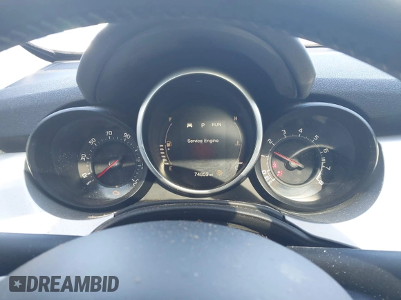 2016 FIAT 500X Lounge z VIN ZFBCFXDT2GP363767, wystawiony jako IAAI lot #37885612 z przebiegiem 74 859 mil mil oraz . Historia ofert i sprzedaży dostępna na DreamBid. Obrazek 7.