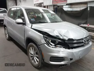 2017 Volkswagen Tiguan S with VIN WVGBV7AX6HK042814, listed as a IAAI auction lot 41742587 with 89,086 mi miles and . Bid and sale history available at DreamBid. Image 1.