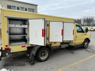 2019 Ford Econoline Commercial with VIN 1FDXE4FS9KDC57732, listed as a Copart auction lot 47603335 with 98,239 mi miles and Clean Title. Bid and sale history available at carsss.com. Image 6.