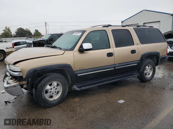 2000 Chevrolet Suburban LT with VIN 3GNFK16T7YG150665, listed as a Copart auction lot 76552064 with 214,608 mi miles and Salvage Title. Bid and sale history available at carsss.com. Image 1.