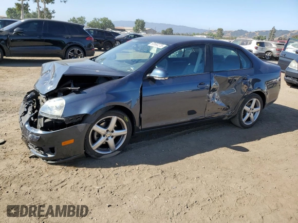 2010 Volkswagen Jetta Limited Edition with VIN 3VWAZ7AJ1AM119889, listed as a Copart auction lot 60680275 with 90,778 mi miles and Salvage title. Bid and sale history available at DreamBid. Image 1.