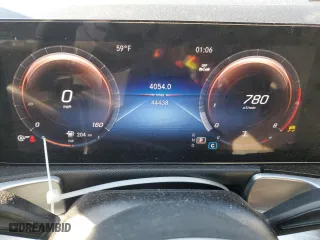 2022 Mercedes-Benz GLB with VIN W1N4M4GB7NW258257, listed as a Copart auction lot 84505304 with 44,438 mi miles and Salvage Title. Bid and sale history available at carsss.com. Image 9.