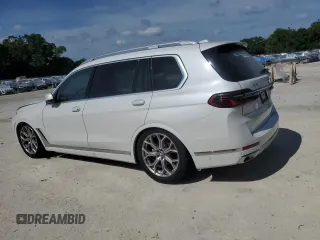 2025 BMW X7 xDrive40i z VIN 5UX23EM05S9W54965, wystawiony jako Copart lot #53542995 z przebiegiem 2 472 mil mil oraz Szkoda całkowita • Salvage title. Historia ofert i sprzedaży dostępna na DreamBid. Obrazek 2.