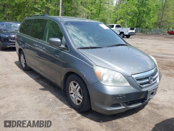 2007 Honda Odyssey EX with VIN 5FNRL38457B431016, listed as a IAAI auction lot 42155643 with 230,359 mi miles. Bid and sale history available at carsss.com. Image 1.