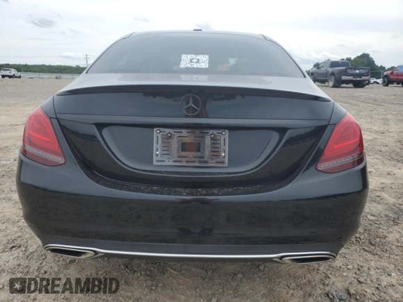 2019 Mercedes-Benz C 300 z VIN 55SWF8DB3KU317826, wystawiony jako Copart lot #58099425 z przebiegiem 104 303 mil mil oraz Szkoda całkowita • Salvage title. Historia ofert i sprzedaży dostępna na DreamBid. Obrazek 6.