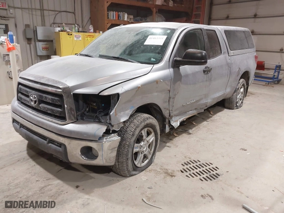 2011 Toyota Tundra 4WD Truck with VIN 5TFUM5F14BX020460, listed as a IAAI auction lot 41463322 with NaN miles. Bid and sale history available at carsss.com. Image 17.