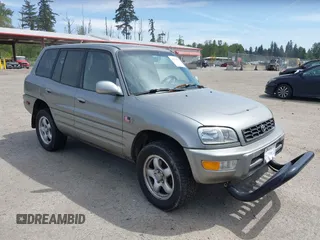 1999 Toyota RAV4 with VIN JT3HP10V5X7150112, listed as a IAAI auction lot 42235325 with 401,078 mi miles and . Bid and sale history available at DreamBid. Image 1.