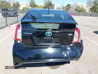 2015 Toyota Prius Four with VIN JTDKN3DU8F0438461, listed as a IAAI auction lot 41981713 with 120,257 mi miles. Bid and sale history available at carsss.com. Image 17.