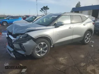 2024 Chevrolet Blazer LT z VIN 3GNKBCR44RS257430, wystawiony jako Copart lot #51675515 z przebiegiem 3 460 mil mil oraz Nie do naprawy • Non repairable. Historia ofert i sprzedaży dostępna na DreamBid. Obrazek 1.