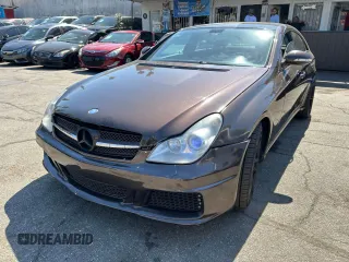 2006 Mercedes-Benz CLS-Class with VIN WDDDJ75X56A055095, listed as a Copart auction lot 74631394 with 177,706 mi miles and Clean Title. Bid and sale history available at carsss.com. Image 2.