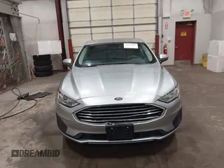 2020 Ford Fusion SE with VIN 3FA6P0HD9LR126820, listed as a IAAI auction lot 41871187 with 48,268 mi miles. Bid and sale history available at carsss.com. Image 12.