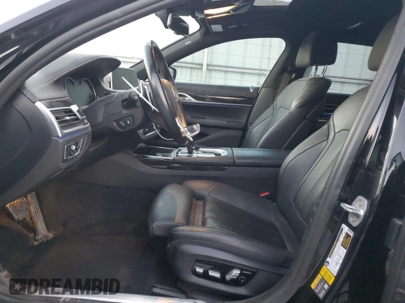 2018 BMW 7 Series 740e xDrive iPerformance with VIN WBA7J2C59JG938180, listed as a Copart auction lot 85343184 with 35,860 mi miles and Salvage Title. Bid and sale history available at carsss.com. Image 7.