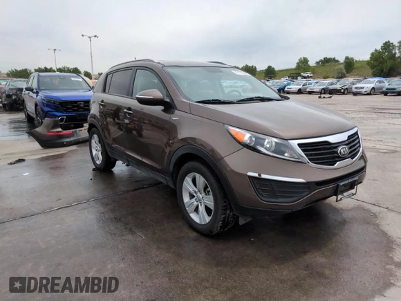 2013 Kia Sportage LX z VIN KNDPBCA29D7458904, wystawiony jako Copart lot #59175745 z przebiegiem 100 719 mil mil oraz Szkoda całkowita • Salvage title. Historia ofert i sprzedaży dostępna na DreamBid. Obrazek 15.