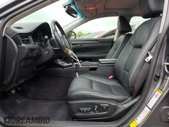 2015 Lexus ES 330 z VIN JTHBK1GG0F2187215, wystawiony jako Copart lot #64218905 z przebiegiem 276 498 mil mil oraz Szkoda całkowita • Salvage title. Historia ofert i sprzedaży dostępna na DreamBid. Obrazek 7.