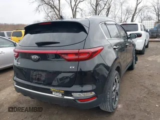 2021 Kia Sportage EX with VIN KNDPN3AC8M7912771, listed as a IAAI auction lot 41737909 with 31,614 mi miles and . Bid and sale history available at DreamBid. Image 4.