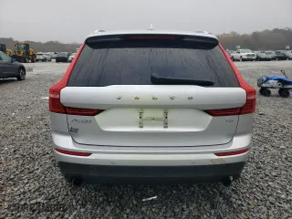 2019 Volvo XC60 Momentum with VIN LYV102DK1KB176721, listed as a Copart auction lot 81623244 with 72,640 mi miles and Salvage Title. Bid and sale history available at carsss.com. Image 6.