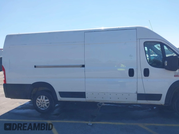 2019 Ram ProMaster Cargo with VIN 3C6URVJG5KE508028, listed as a IAAI auction lot 42090727 with 189,106 mi miles and . Bid and sale history available at carsss.com. Image 13.