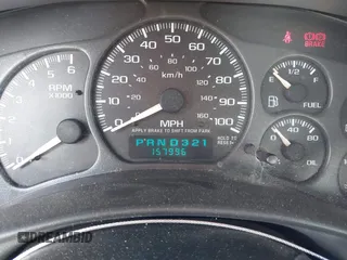 2002 GMC Sierra 1500HD SLE z VIN 1GTGC13U12F134493, wystawiony jako IAAI lot #40392044 z przebiegiem 157 996 mil mil oraz . Historia ofert i sprzedaży dostępna na DreamBid. Obrazek 7.