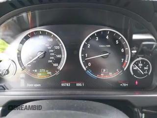 2017 BMW X5 xDrive35i with VIN 5UXKR0C31H0V78672, listed as a IAAI auction lot 42084958 with 95,782 mi miles and . Bid and sale history available at DreamBid. Image 7.
